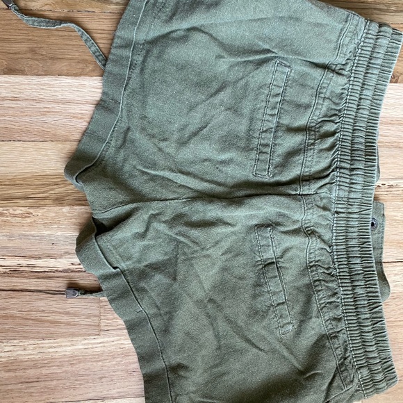 Iris shorts - Picture 3 of 3